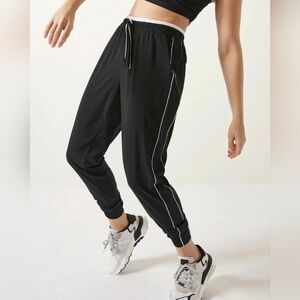 Athleta Colorblock Brooklyn Jogger Pants Womens 14 Black White Stretch Athletic